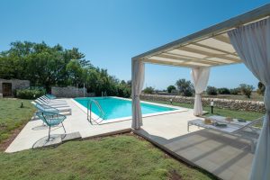 luxury villas sicily with pool