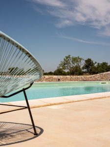 villas to rent in sicily with pool