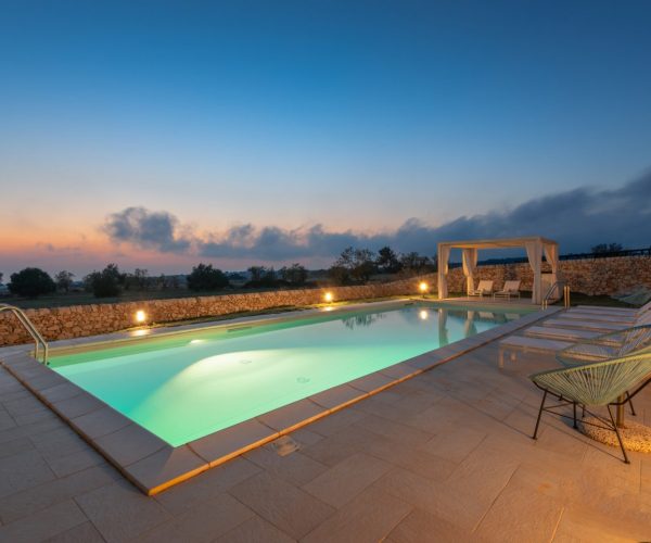 villas sicily with pool