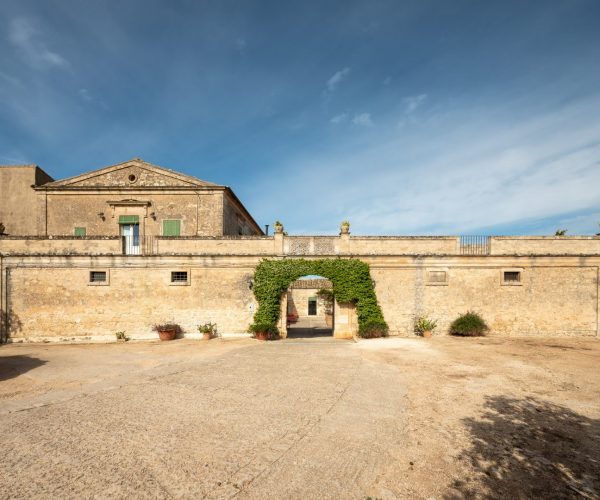 sicily house rentals